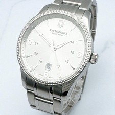 VICTORINOX Alliance Date Watch Quartz 1,57" Case 6,89" Wrist