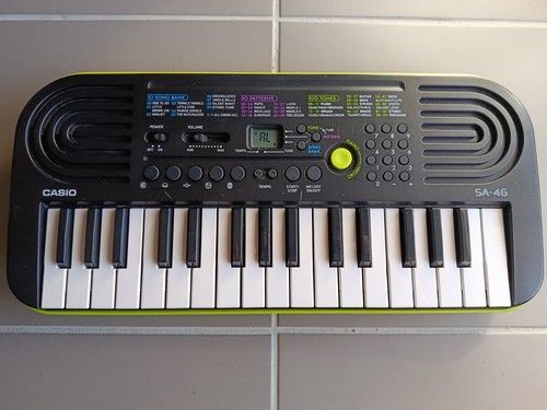 Petit synthétiseur casio - synthétiseur,
