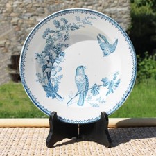 Ancienne assiette creuse 22.7 cm en faïence de Longwy modèle Mésange