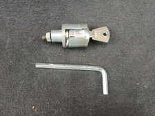 Serrure distributeur - serrure,