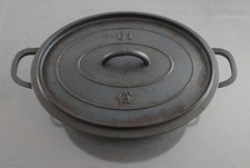 COUSANCES Cocotte en Fonte Ovale No 10  Vintage