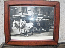 Cadre XIXème+photo laiterie,  en bois massif 45X37 cm feuill. 36,5 X 28 cm+verre