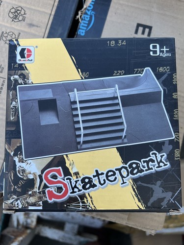 Donbful skatepark skate - skatepark, park