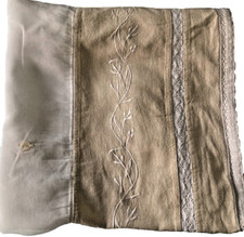 Nappe CARRÉE bi-matière LIN RUSTIQUE et Organza de coton BRODÉE