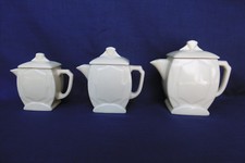 TROIS THEIÈRES ANCIENNES