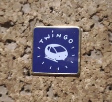 Pin's Twingo Voiture Auto Automobile Logo Marque Emblème Renault Pins Bleu Rare