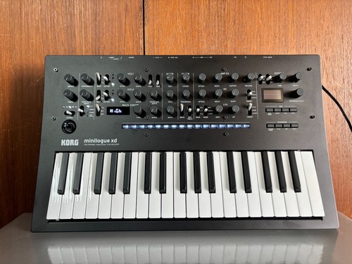 Synthétiseur analogique korg - analogique,