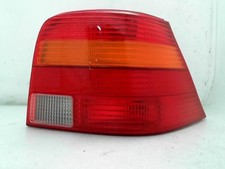 Feu arriere principal droit