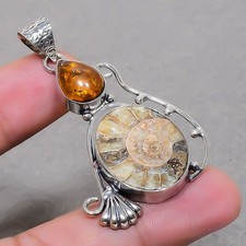 Pendentif cadeau fait main