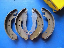 Mâchoires de frein arrière