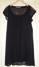 TRES BELLE ROBE NOIRE AN'GE