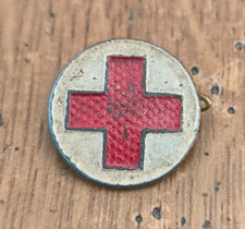Insigne Croix Rouge / Peint sans Nom /H173