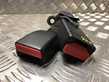 Attache ceinture arriere droit PEUGEOT 208 1 PHASE 2 16074130XT