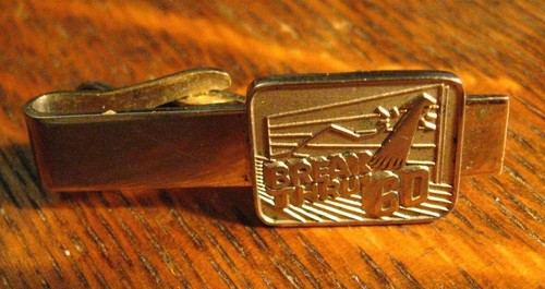 Break through tie clip - clip,