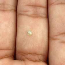 0,10 Ct Diamant Naturel Jaune Rond Taille Libre