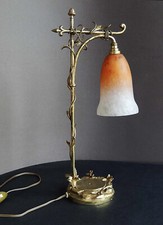 SCHNEIDER et Léon Hugue lampe potence en bronze et pâte de verre