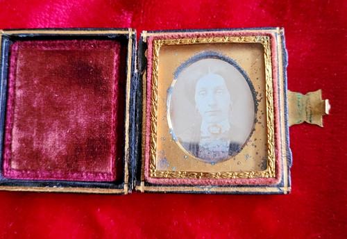 Petit daguerreotype dans - dans, son