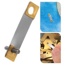  Remplacement du mécanisme d'horlogerie : ressorts de suspension du pendule