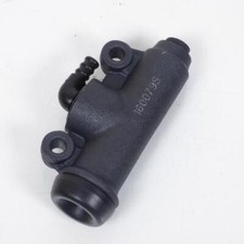 Maître cylindre frein AR AJP