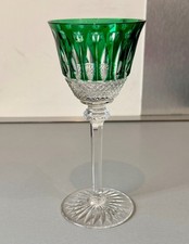 VERRE A VIN EN CRISTAL TAILLE