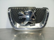 GRILLE DE PARE-CHOCS CENTRAL / 672623 POUR PEUGEOT 407 SW 2.0 16V CAT RFJ / EW1