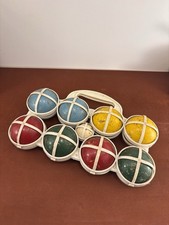 Ancien jeu de boules en bois