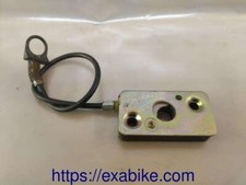 verrou de selle arriere pour Suzuki GSXF 750  de 1989 a 1997