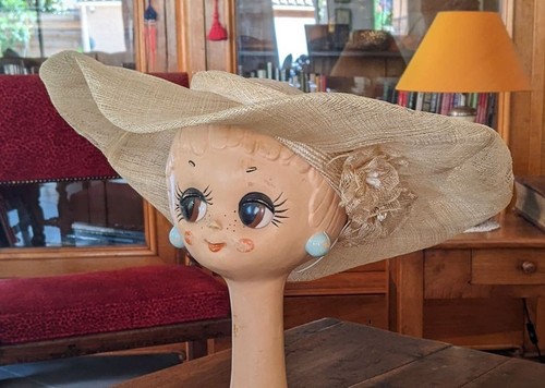 Chapeau cérémonie à - de,