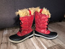 jolies bottes de neige fourrées rouge SOREL pointure 38 1/2 excellent état