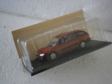 VOITURE MINIATURE CITROEN XSARA BREAK UNIVERSAL HOBBIES 1/43 (Manque 1 retro)