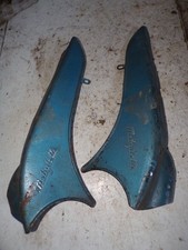 Paire de caches carters