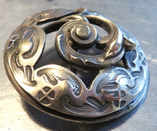 Bouton art deco ajouré - deco,