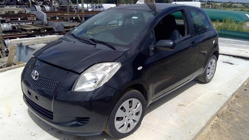 Pare choc arriere toyota - pare, yaris