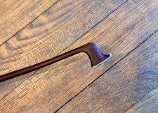 Ancien bel archet de violon