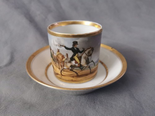 Tasse sous en - et,