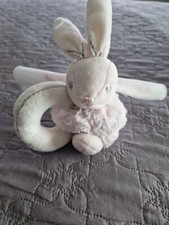 Doudou Hochet Lapin Blanc Rose