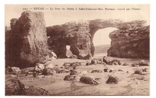 royan  le pont du diable à saint-palais-sur-mer ,portique creusé par l'océan