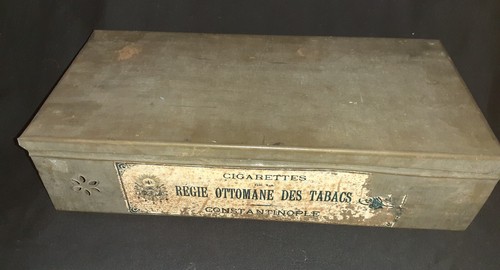 Rare boite en tôle - !!,