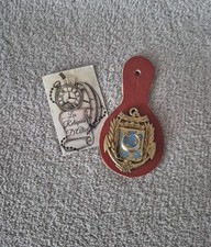 insigne / pucelle 33 e