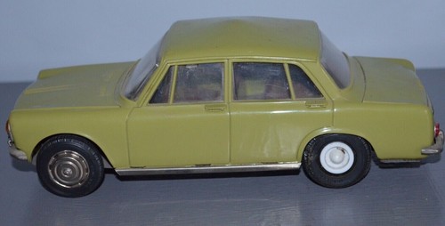 Ancienne voiture joustra simca - ancienne,