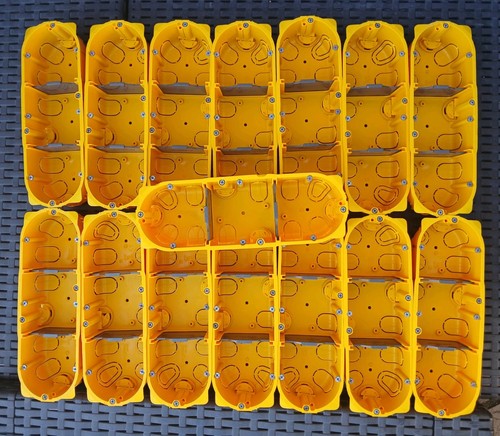 Lot boîtes pots - de, 15