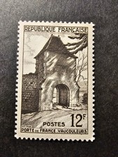 FRANCE TIMBRE PORTE DE FRANCE A VAUCOULEURS N°921 NEUF ** LUXE MNH 1952