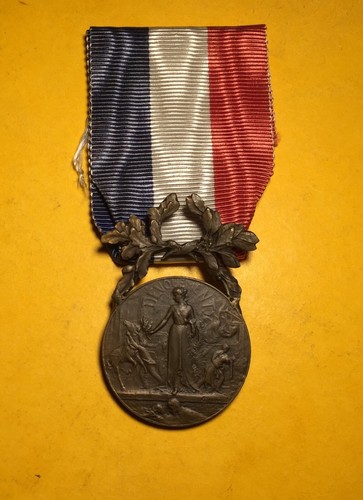 Medaille france devouement - medaille,
