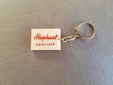 PORTE CLÉ / KEYCHAIN / KEY RING - St Raphaël Apéritif (rouge)