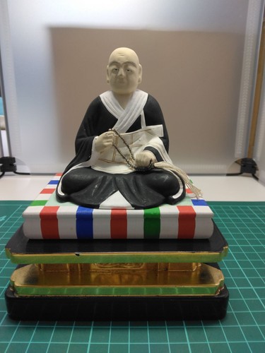 Statue bouddhiste artisanale