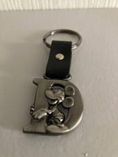 porte clé ...DISNEY...LETTRE D...
