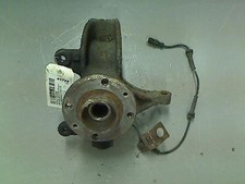 Pivot de moyeu avant gauche