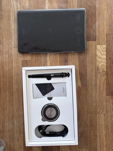 Wacom intuos pro - intuos, small