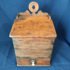 ANCIENNE BOITE A SEL EN BOIS