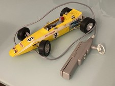 Jouet ancien en plastique